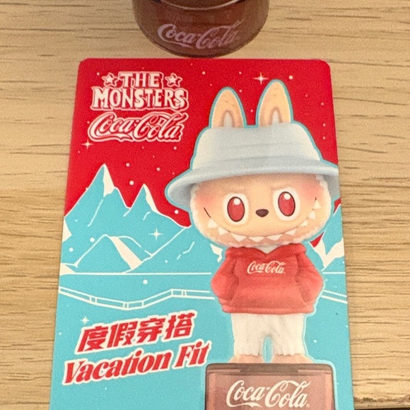 Coca-Cola labulus Figurines with cards- Popmart - Picture 5 of 7